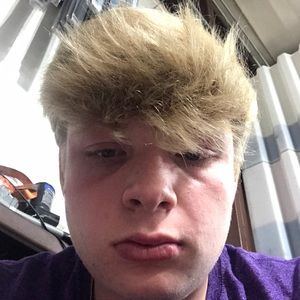 Meet your Posher, Brandon